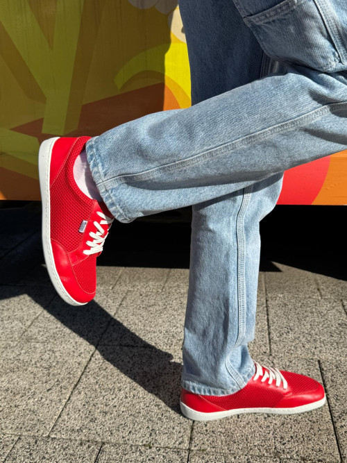  Czerwone sportowe barefoot-y